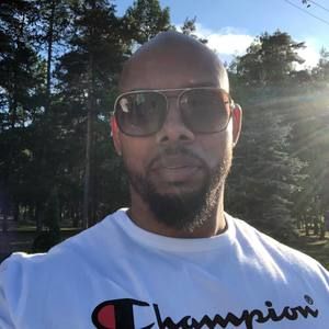 Meet your Posher, Nigel